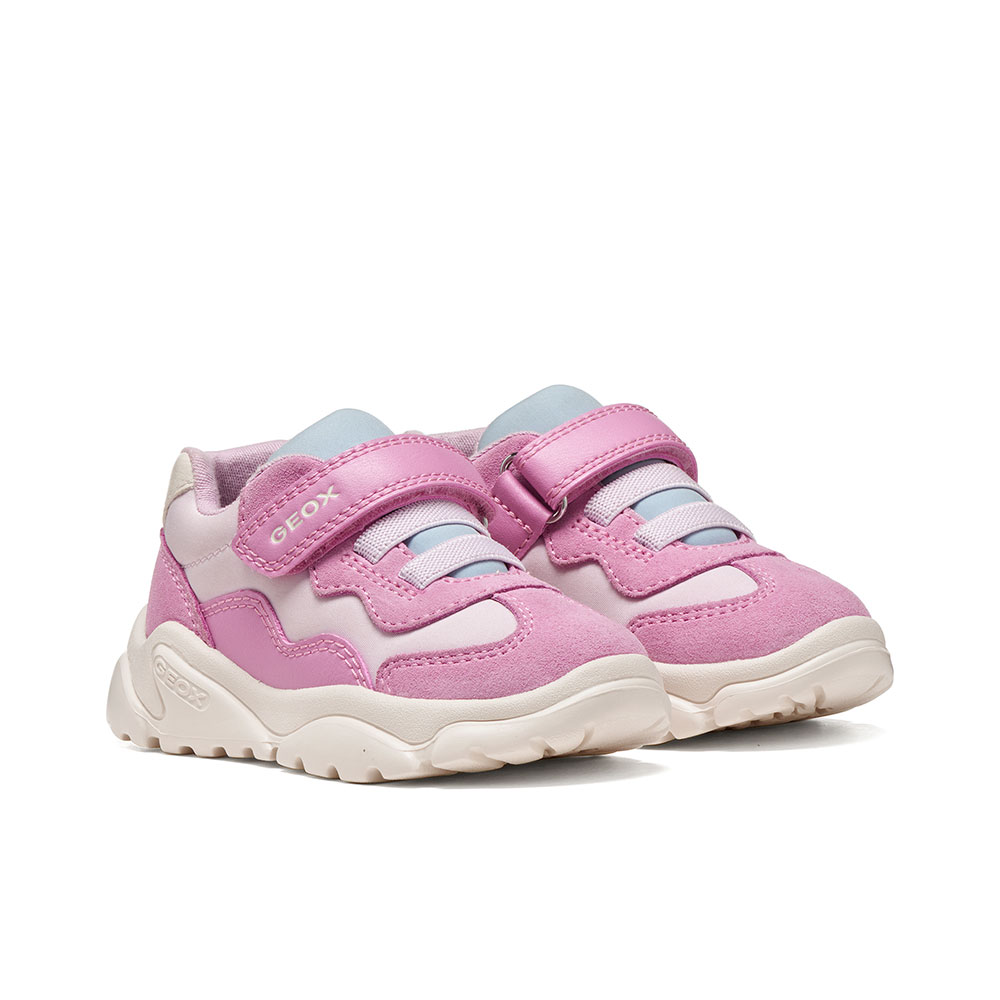 Sneaker με αυτοκόλλητο - 6
