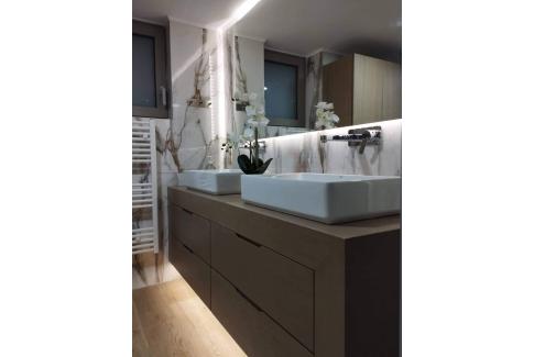 ΕΠΙΠΛΑ ΜΠΑΝΙΟΥ