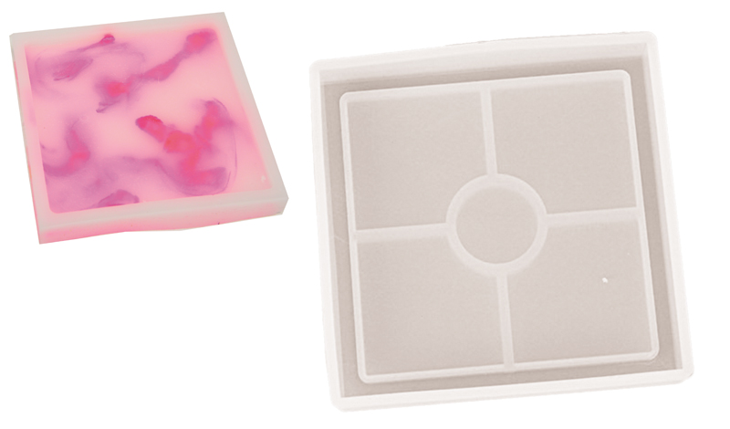 SQUARE SILICONE MOLD 10.7cm