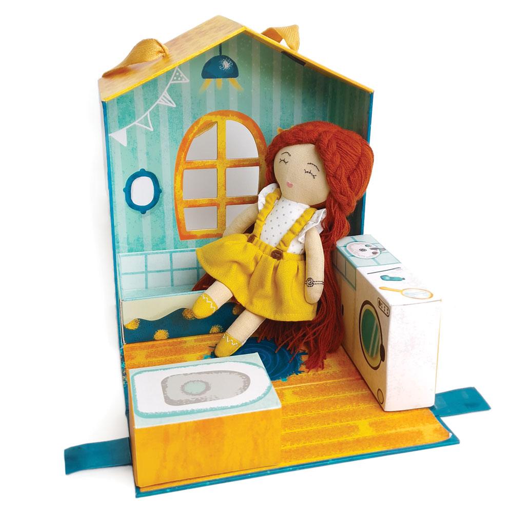 Svoora Dollhouse with cloth doll Laura - 4
