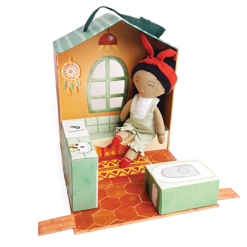 Svoora Dollhouse with cloth doll Maya - 2