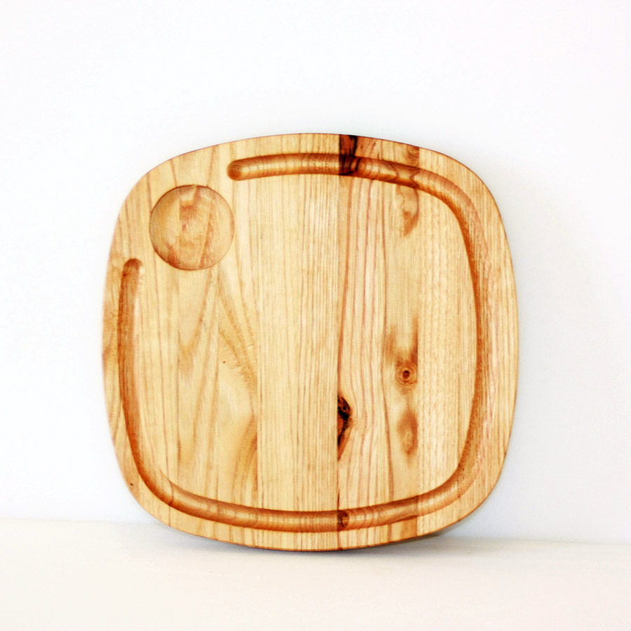 Ξύλινο τετράγωνο πλατώ  με λούκι & 1 θέση για σως από ξύλο καστανιάς 24×24εκ.Rozos  ΚΑΣ-020190  - 1