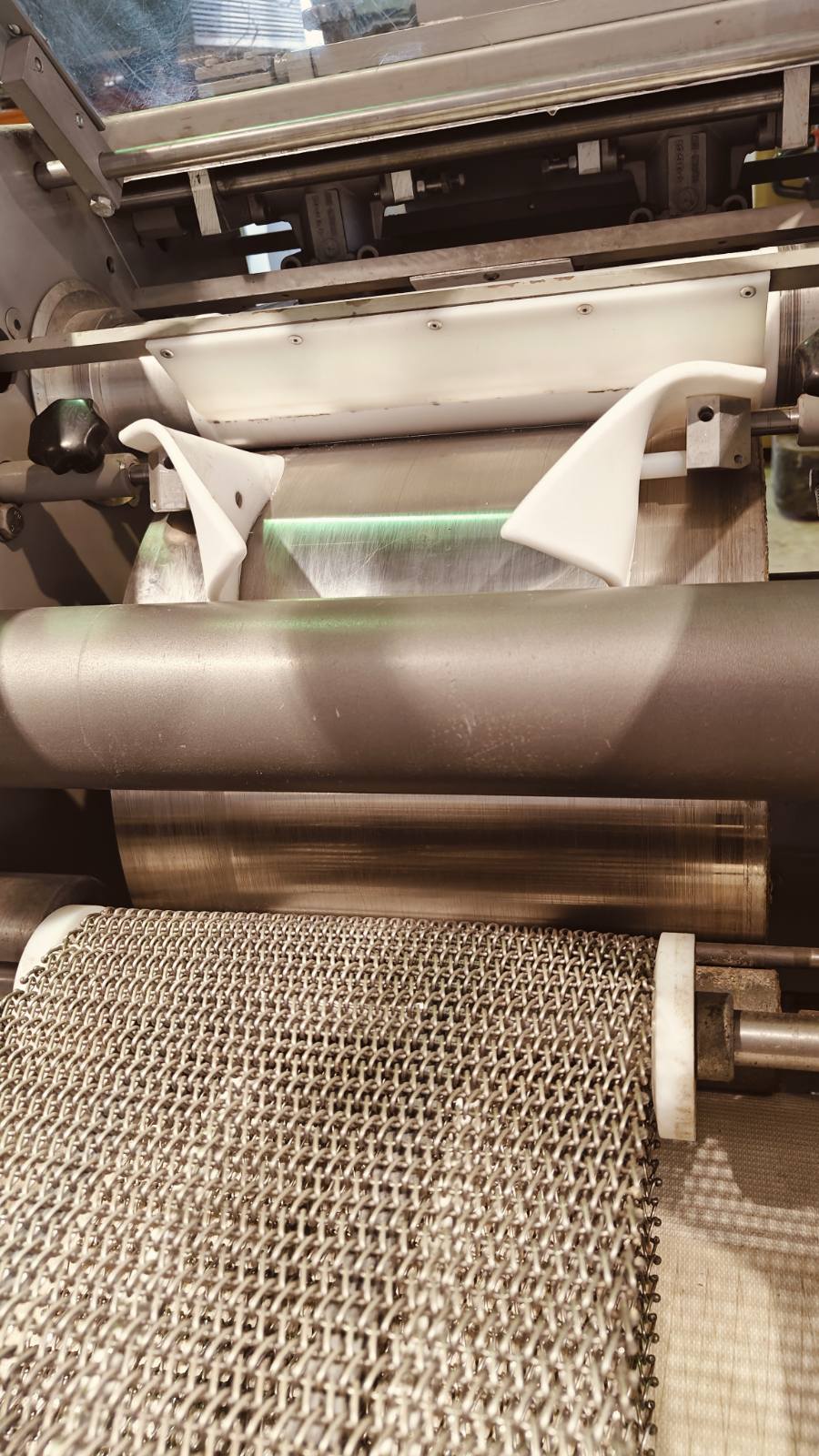 ΠΛΑΣΤΙΚΗ ΜΗΧΑΝΗ BENIER