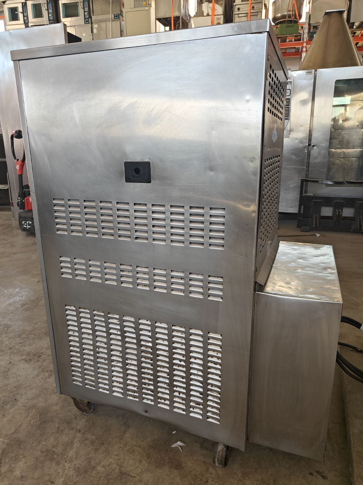 ΠΑΓΩΤΟΜΗΧΑΝΗ CARPIGIANI LABO 40 60