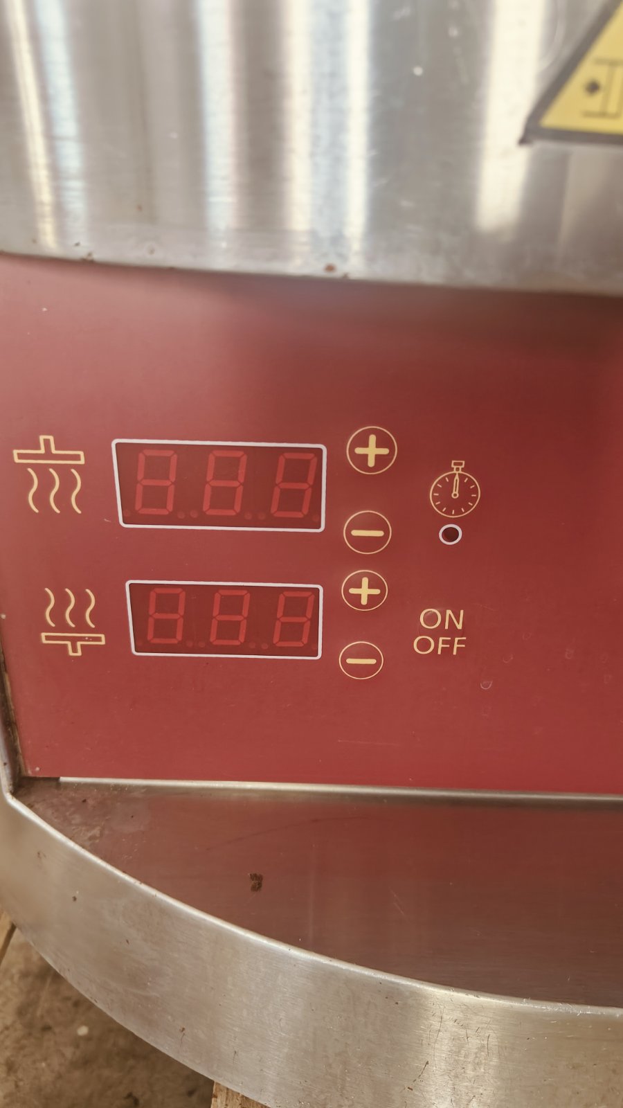 DIAMOND PIZZA DOUGH PRESS