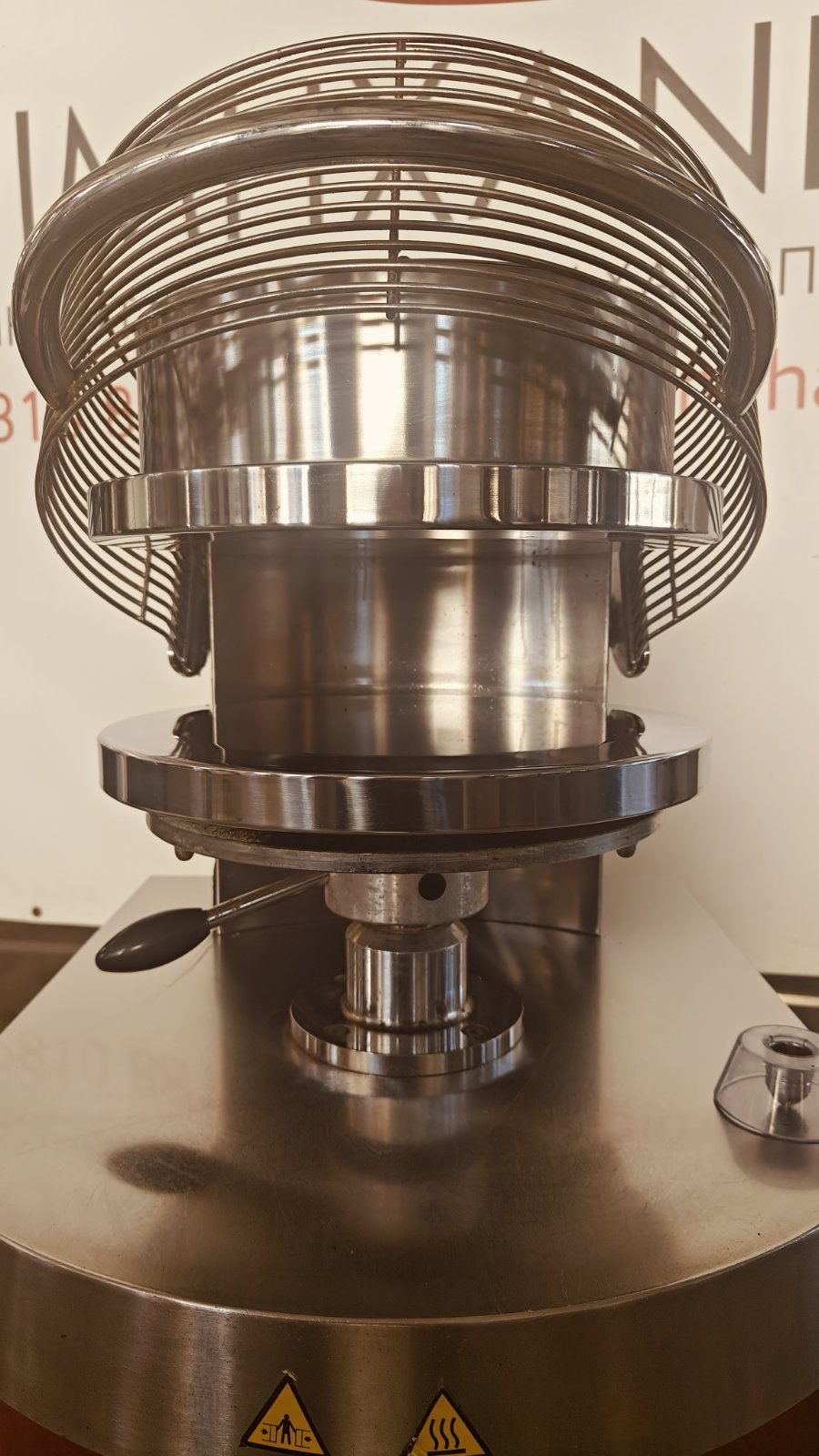 DIAMOND PIZZA DOUGH PRESS