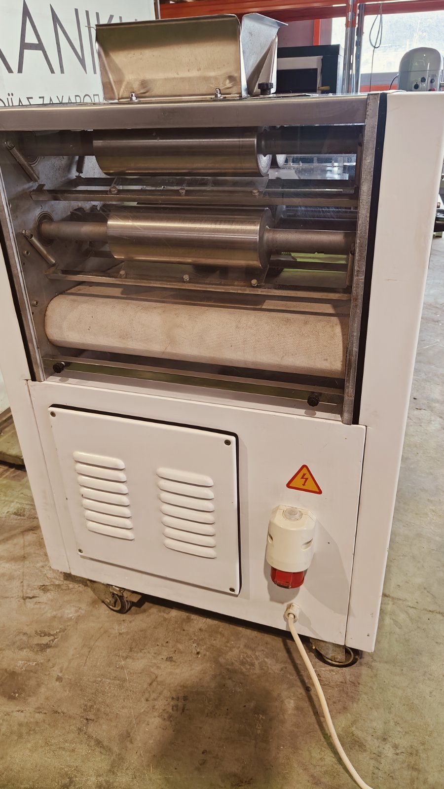 ΠΛΑΣΤΙΚΗ ΜΗΧΑΝΗ ELMAS