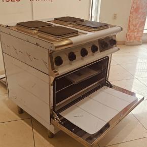 ΚΟΥΖΙΝΑ ΗΛΕΚΤΡΙΚΗ ΜΕ 4 ΕΣΤΙΕΣ ΚΑΙ ΚΑΤΩ ΦΟΥΡΝΟ