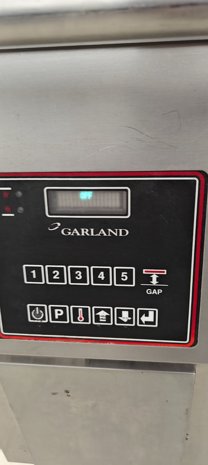 GARLAND BAKING PLATE