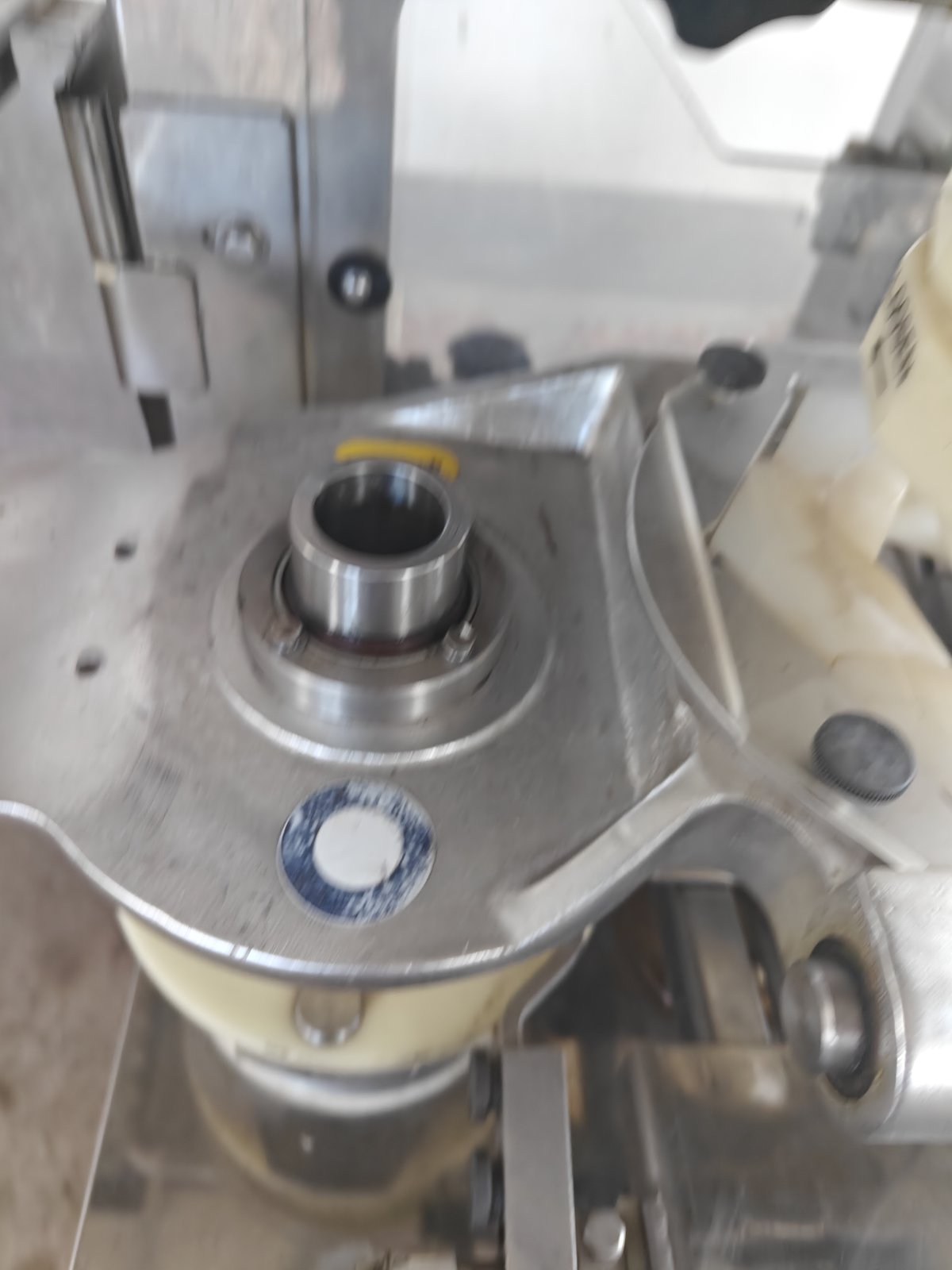 ΜΗΧΑΝΗΜΑ ΕΠΕΞΕΡΓΑΣΙΑΣ ΖΥΜΗΣ RHEON KN110