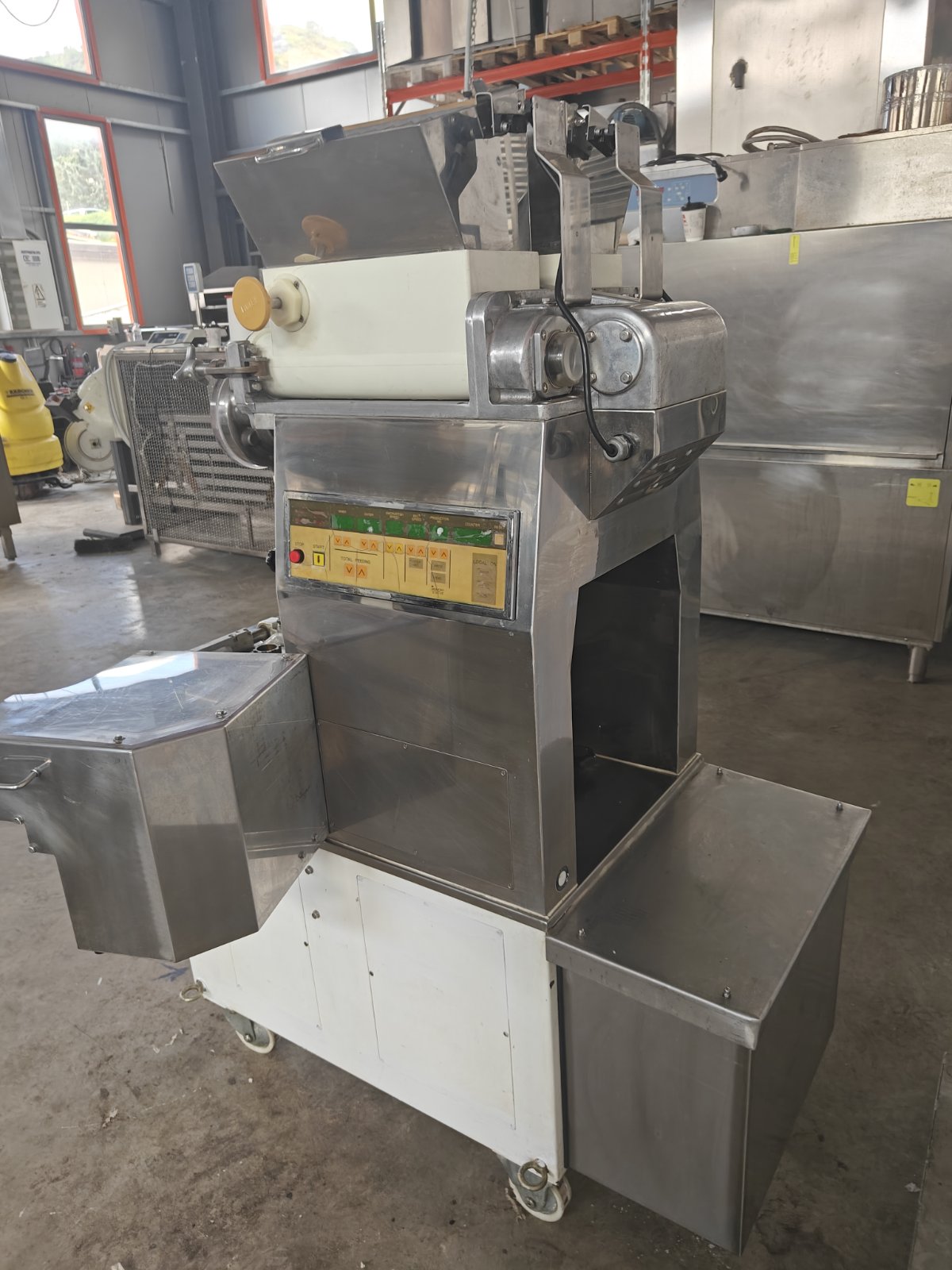 ΜΗΧΑΝΗΜΑ ΕΠΕΞΕΡΓΑΣΙΑΣ ΖΥΜΗΣ RHEON KN110