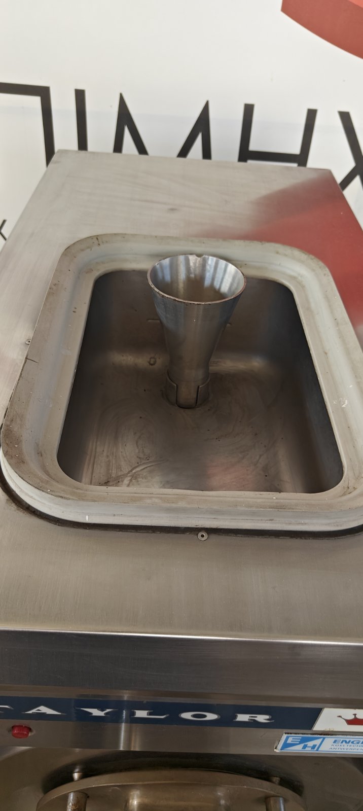 TAYLOR ICE CREAM MACHINE