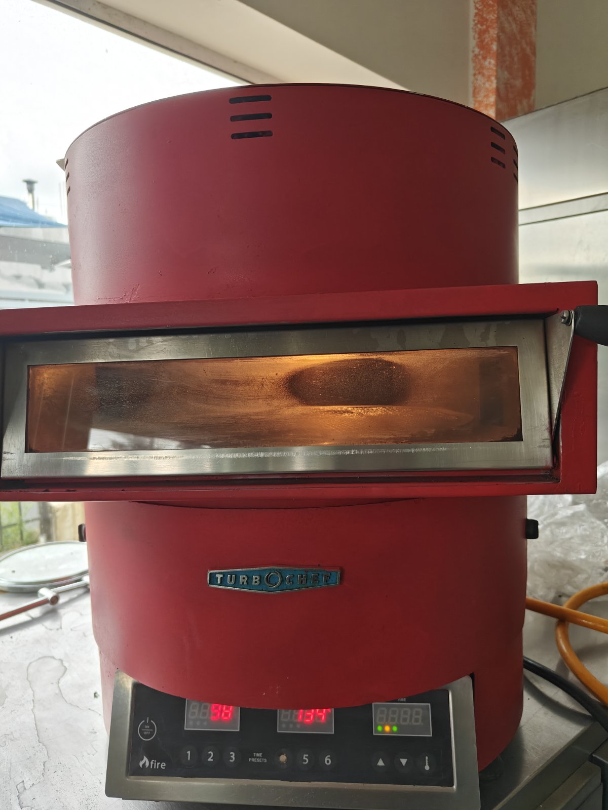 TURBOCHEF PIZZA OVEN