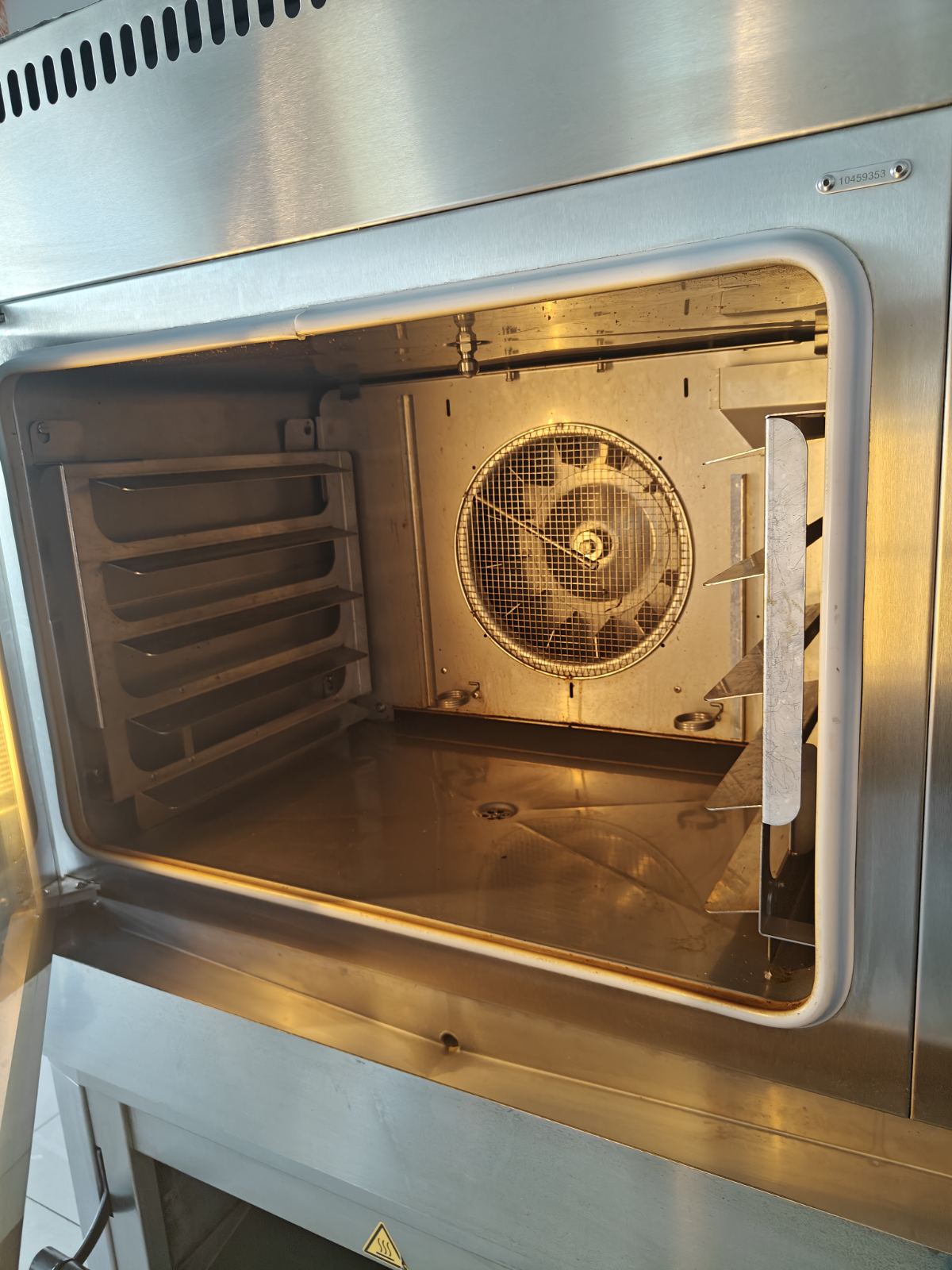 WIESHEU DOUBLE OVEN , CONVECTION AND DECK