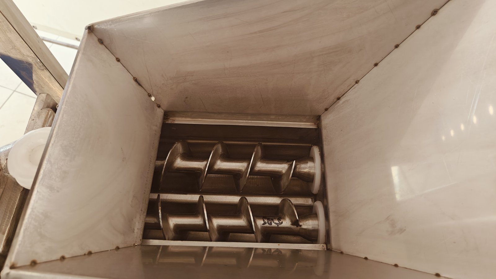 FILLING DOSING MACHINE