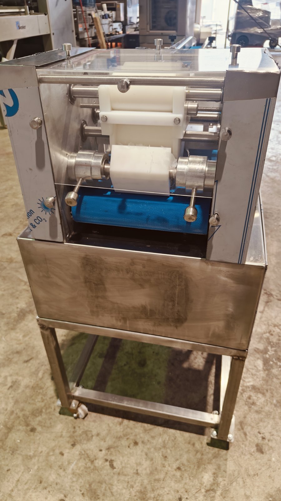 GRISSINI AND OIL COOKIE PRODUCTION MACHINE