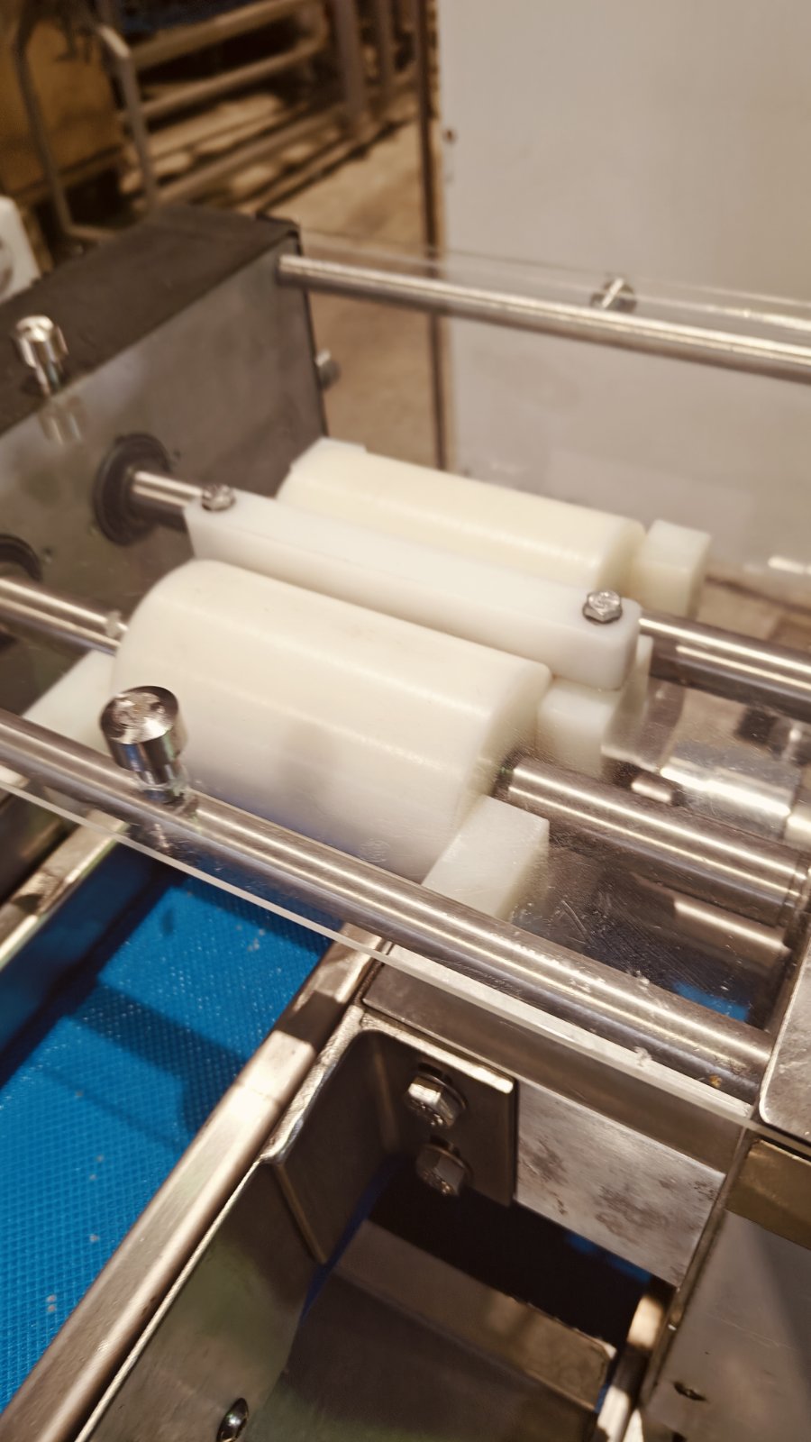 GRISSINI AND OIL COOKIE PRODUCTION MACHINE