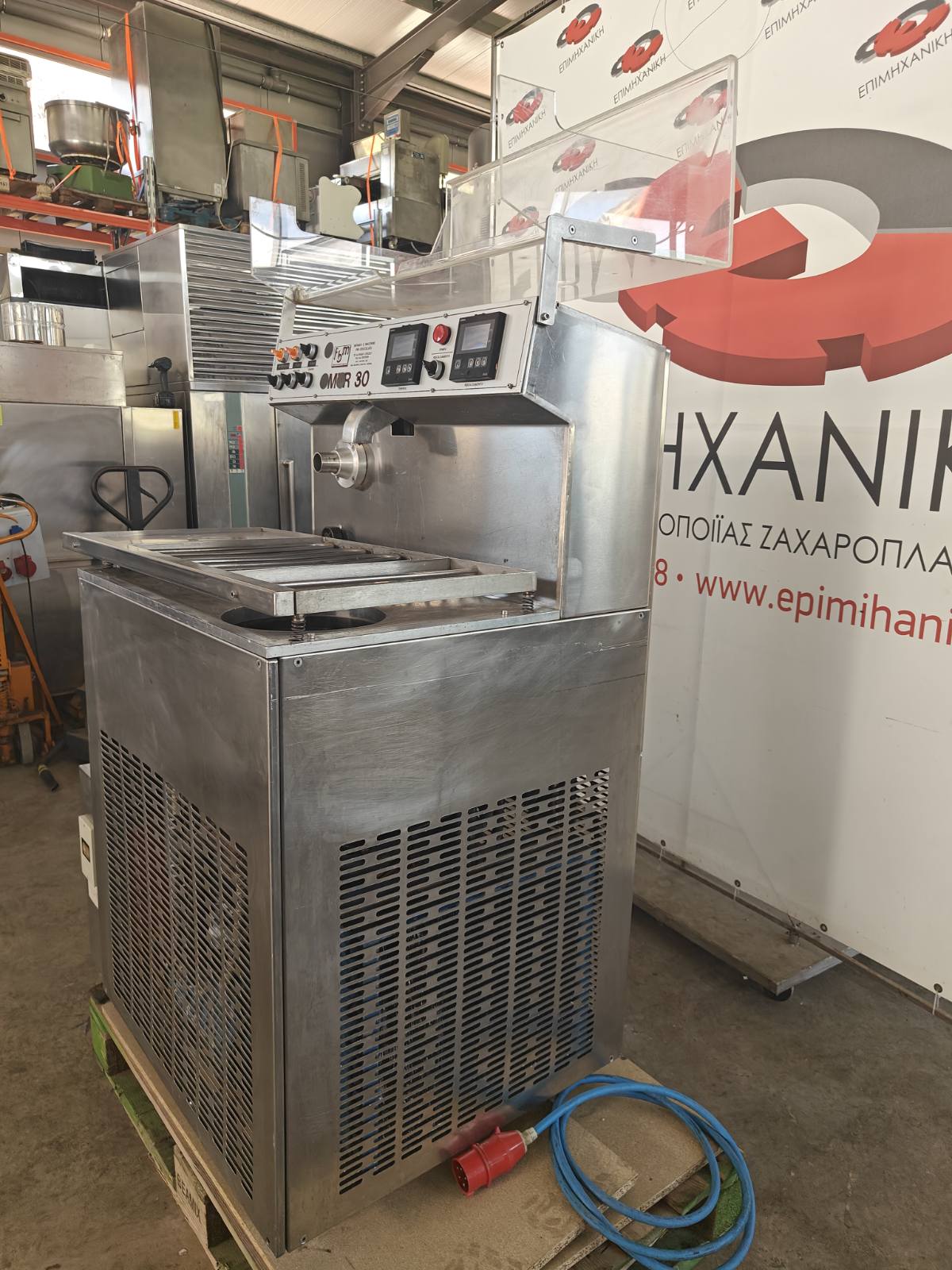 FBM CHOCOLATE TEMPERING MACHINE