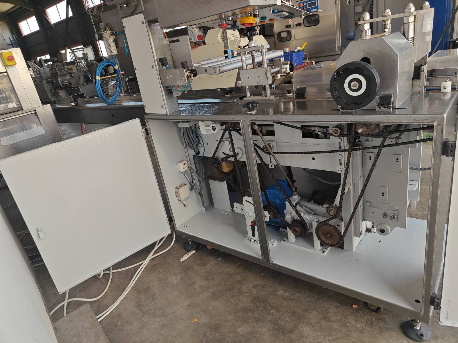 TAHIPACK FLOWPACK PACKAGING MACHINE MODEL SPL 100