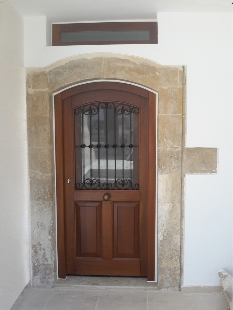 Παραδοσιακή πόρτα εισόδου Κ302_r1