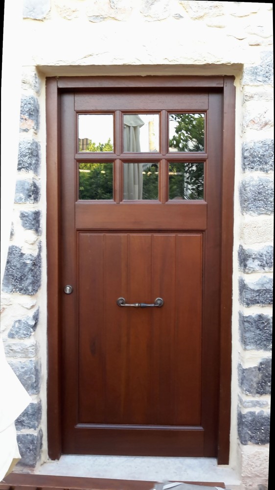 Traditional  entrance door K308