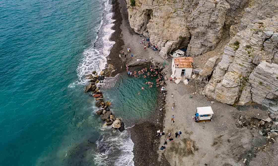 Thermes Beach