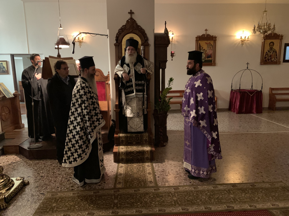 H πρώτη Θεία Λειτουργία των Προηγιασμένων Δώρων στον Ιερό Καθεδρικό Ναό Αγίας Φωτεινής Ιεράπετρας.