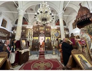 Η τελετή της Αναστάσεως και η Θεία Λειτουργία της Κυριακής του Πάσχα στον Ιερό Μητροπολιτικό Ναό Αγίου Γεωργίου Ιεράπετρας