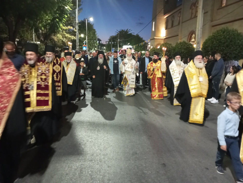 Ο Σεβ. Μητροπολίτης κ. Κύριλλος στη λιτάνευση των τιμίων καρών των τεσσάρων νεομαρτύρων στο Ρέθυμνο, προεξάρχοντος της Α.Θ.Μ. του Πάπα και Πατριάρχου Αλεξανδρείας και πάσης Αφρικής κ.κ. Θεοδώρου