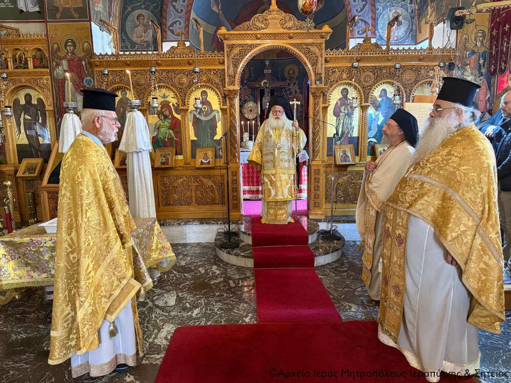 Αρχιερατική Θεία Λειτουργία και Μνημόσυνο στον Ιερό Ενοριακό Ναό Παναγίας Ελεούσας Ιεράπετρας