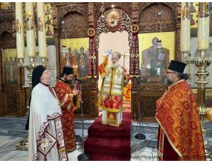 Οι ακολουθίες του Όρθρου, των Μεγάλων Ωρών, του Μεγάλου Εσπερινού των Χριστουγέννων και της Αρχιερατικής Θείας Λειτουργίας του Μ. Βασιλείου στον Ιερό Μητροπολιτικό Ναό Αγίου Γεωργίου Ιεράπετρας