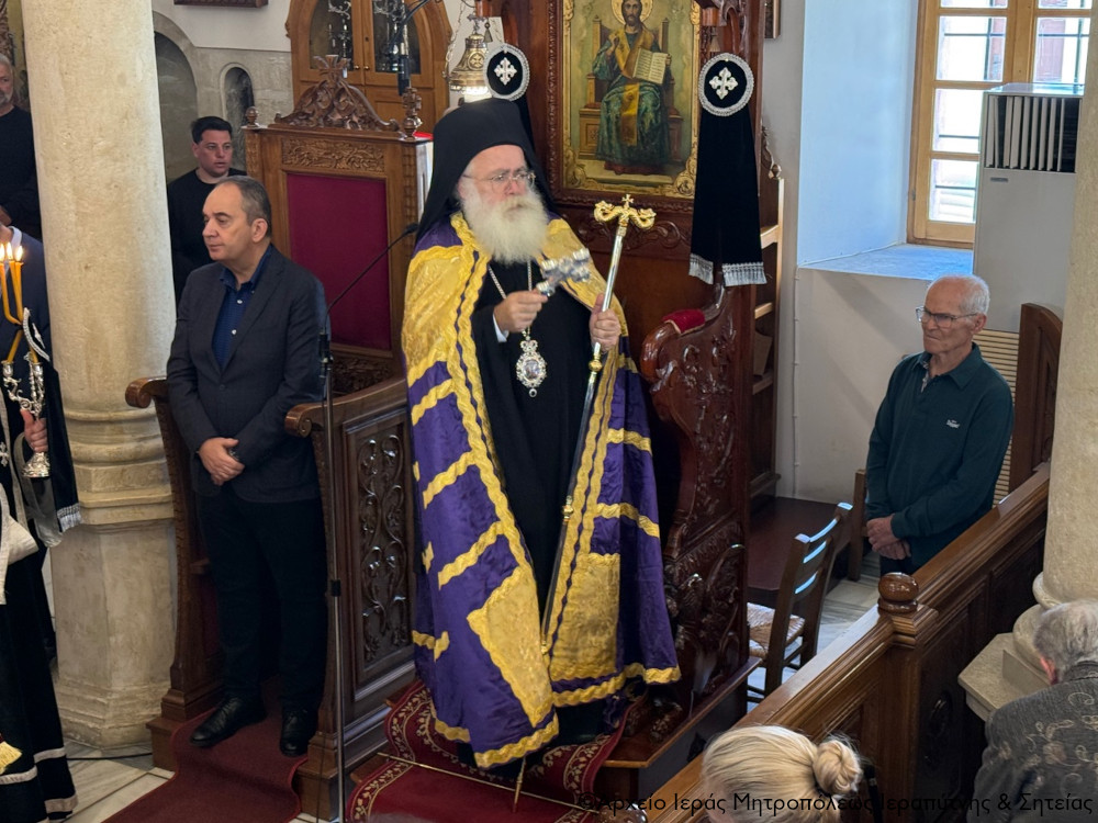 Σε κλίμα κατάνυξης η Ακολουθία των Μεγάλων Ωρών και ο Εσπερινός της Αποκαθηλώσεως στον Ι. Μητροπολιτικό Ναό Αγίου Γεωργίου Ιεράπετρας