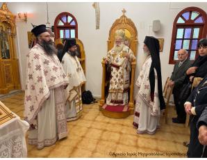 Αρχιερατική Θεία Λειτουργία στον πανηγυρίζοντα Ιερό Ναό Αγίων Ραφαήλ, Νικολάου και Ειρήνης στα «Λιβάδια» Ιεράπετρας
