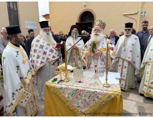 Αρχιερατική Θεία Λειτουργία, απονομή οφφικίου και αποκαλυπτήρια του Μνημείου Πεσόντων στον πανηγυρίζοντα Ι. Ενοριακό Ναό Αγίου Ιωάννου του Θεολόγου Νέας Ανατολής Ιεράπετρας