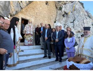 Η εορτή του Αγίου Πνεύματος στον φερώνυμο σπηλαιώδη Ναό της Ενορίας Αρμένων Σητείας