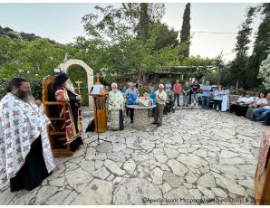 Αρχιερατικός Εσπερινός στον πανηγυρίζοντα Ιερό Ναό των Αγίων Πάντων της Ενορίας Καλαμαύκας Ιεράπετρας