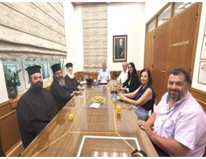 Συνάντηση Σεβ. κ. Κυρίλλου με τον Περιφερειάρχη Κρήτης κ. Σταύρο Αρναουτάκη