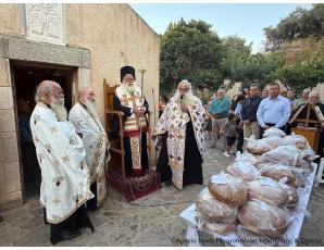 Αρχιερατικός Εσπερινός στον πανηγυρίζοντα Ιερό Ναό Αποστόλου Σίλα Καλού Χωριού Μεραμβέλλου