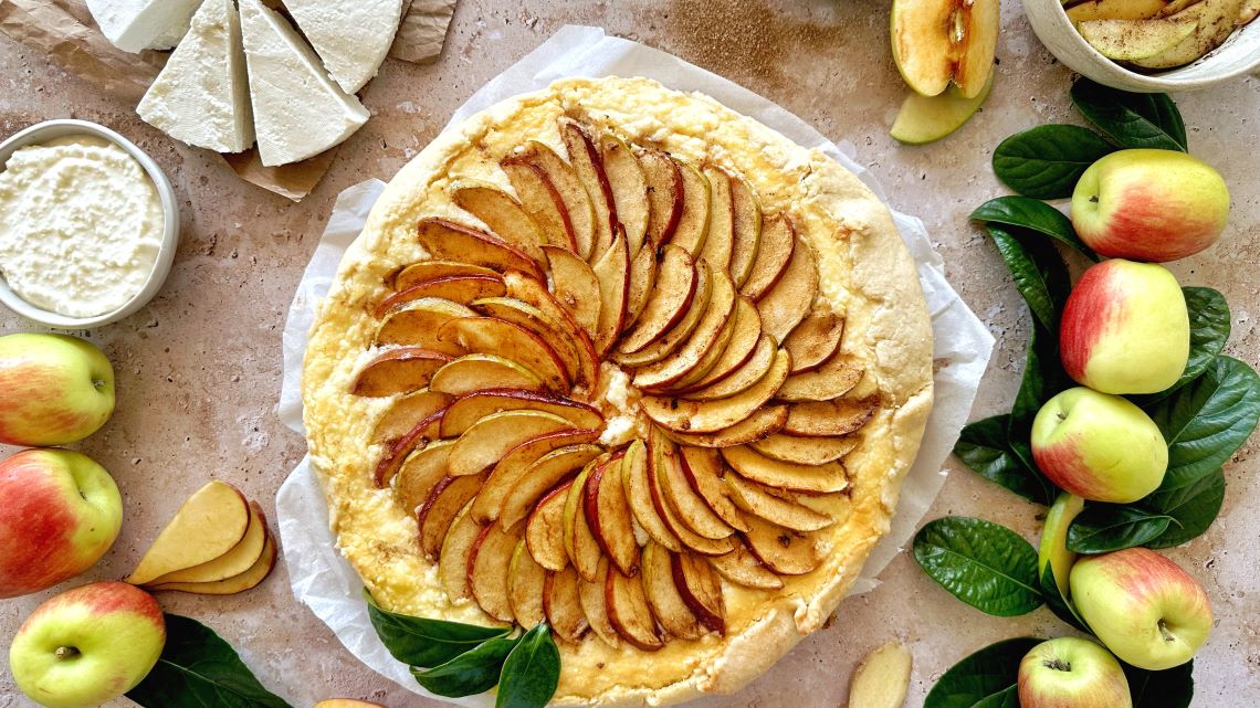 Galette applepie with Fresh Myzithra cream