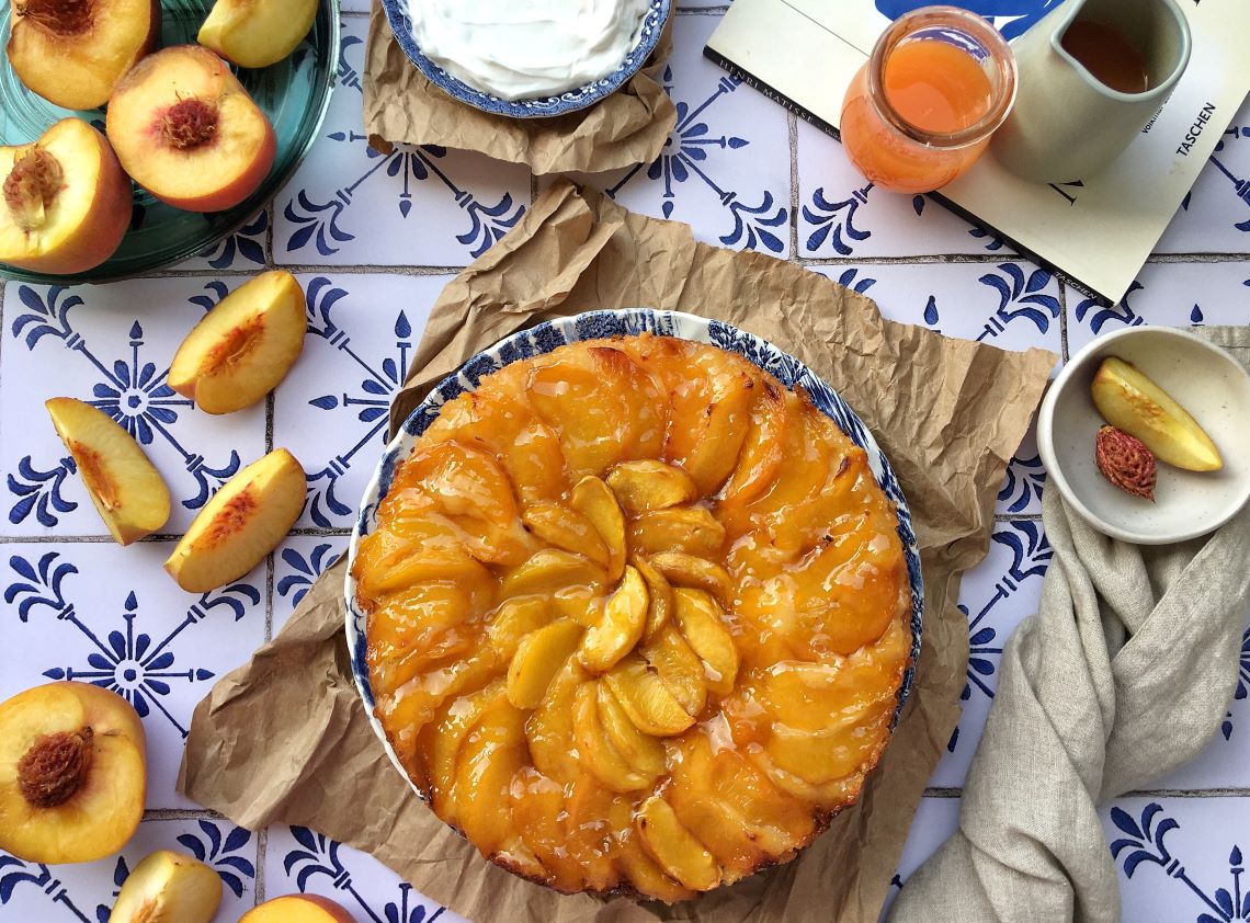 Peach pie (upside down cake)