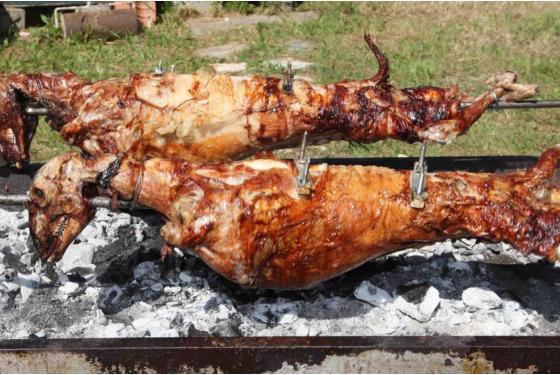 Γιατί σουβλίζουμε αρνί την Κυριακή του Πάσχα