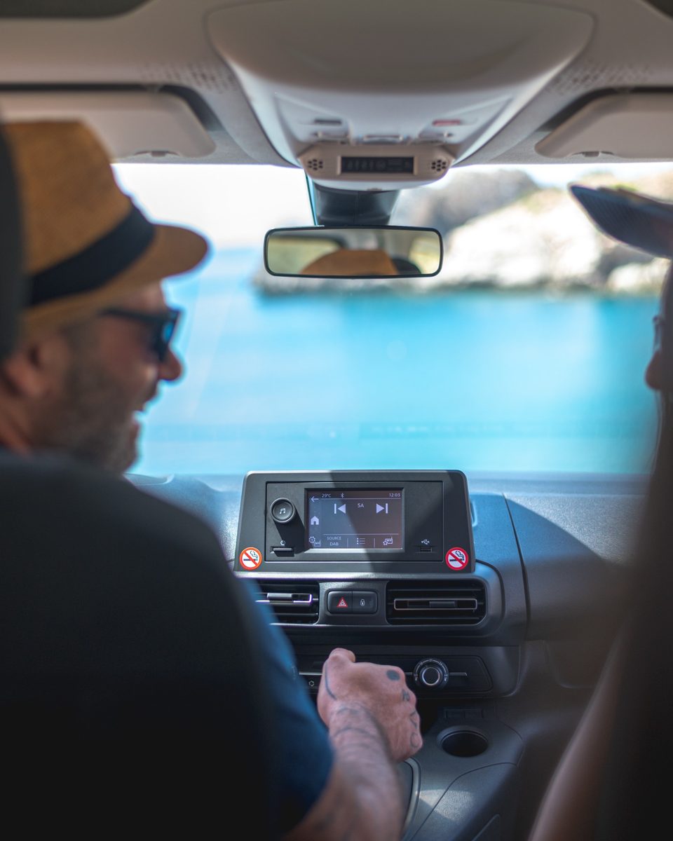 Road trip sur la côte nord de la Crète avec voiture familiale