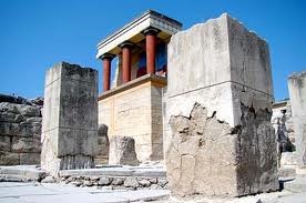 Crete Knossos columns