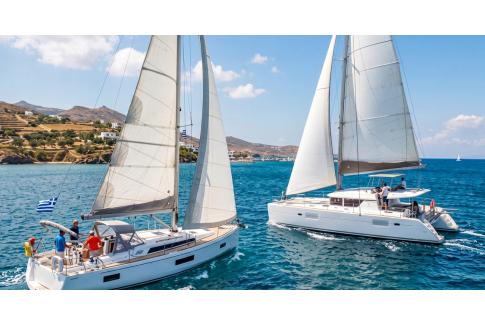 Catamaran vs Monohull: Which Sailing Experience is Right For You?
