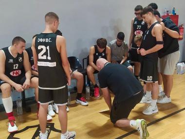 Ήττα για το εφηβικό μας 