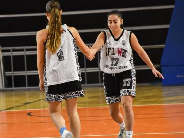 Νίκη για τις κορασίδες μας