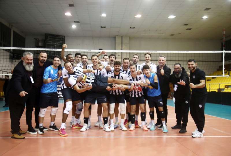 Μετά τον ΠΑΟΚ, o ΟΦΗ δάγκωσε και τον Αρη (0-3) και προκρίθηκε στην επόμενη φάση του  Novibet League Cup Νίκος Σαμαράς