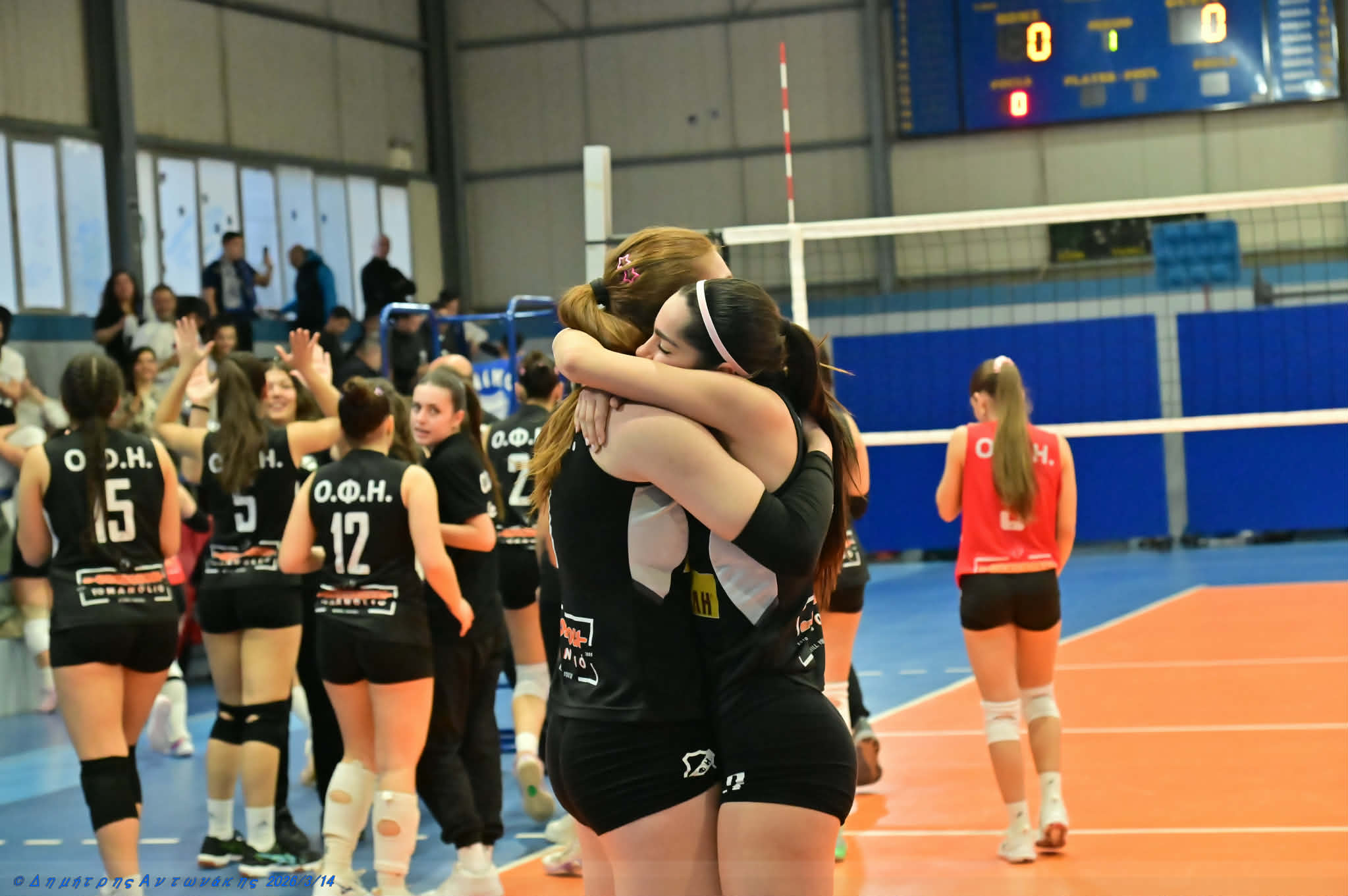 "Μεθυσμένη Πολιτεία" τα κορίτσια του ΟΦΗ : Η παρακάμερα της πρόκρισης στους 4 της Ελλάδος (VIDEO+PHOTOS)