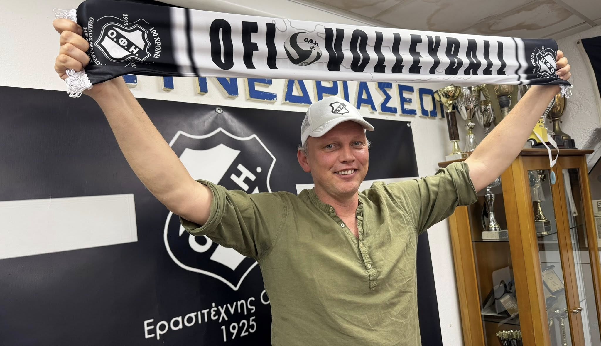 To μήνυμα του Φράνκ Ντεπέστελε στους φιλάθλους του ΟΦΗ: "Ελάτε στο γήπεδο, να απολαύσετε τις νίκες μας