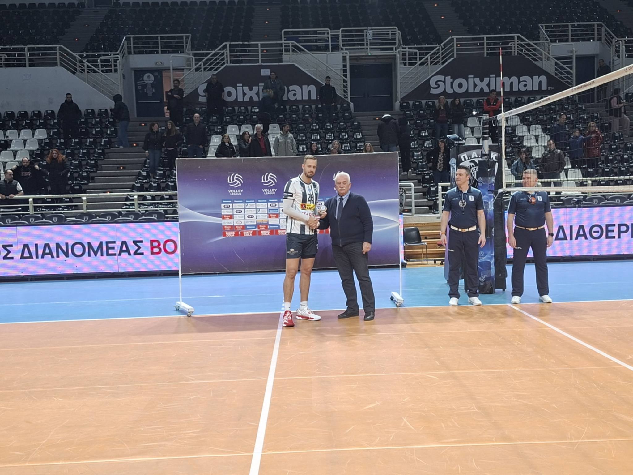 Ο Σέρβος πασαδόρος του ΟΦΗ Μιχάιλο Μίτιτς με 12π και 6 μπλοκ (!) ήταν ο MVP στη νίκη επί του ΠΑΟΚ